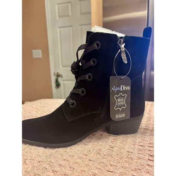 NIB Aqua Diva Darie La Diva Black Suede Ankle Booties Women's Size EU 38 US 7 - Picture 4 of 12
